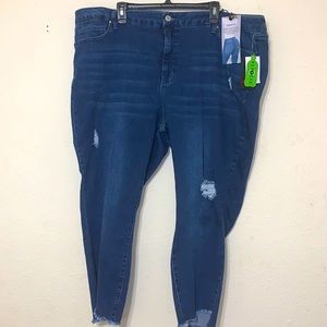 Ultra high ankle jeans
